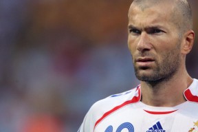 昂热连胜考验未过，教练组展望前途，昂热是谁