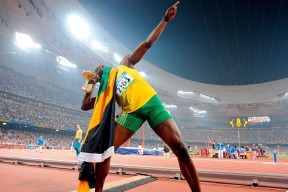 开云官网登录-“冠军车手的秘密：训练、技艺与激情”，冠军车辆